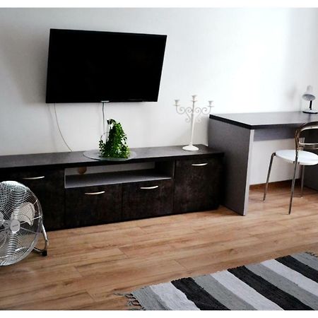 Color24 Apartament Сталёва-Воля Экстерьер фото