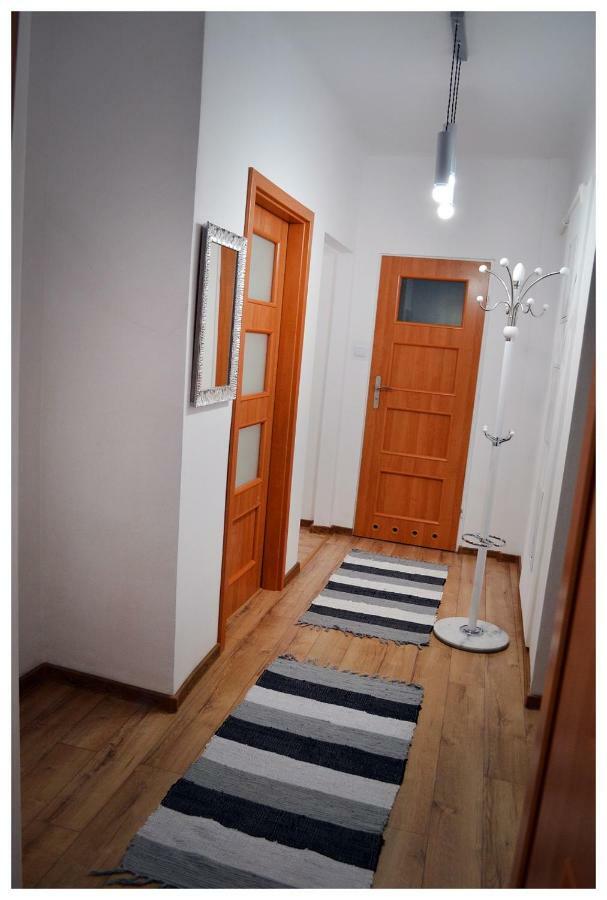 Color24 Apartament Сталёва-Воля Экстерьер фото
