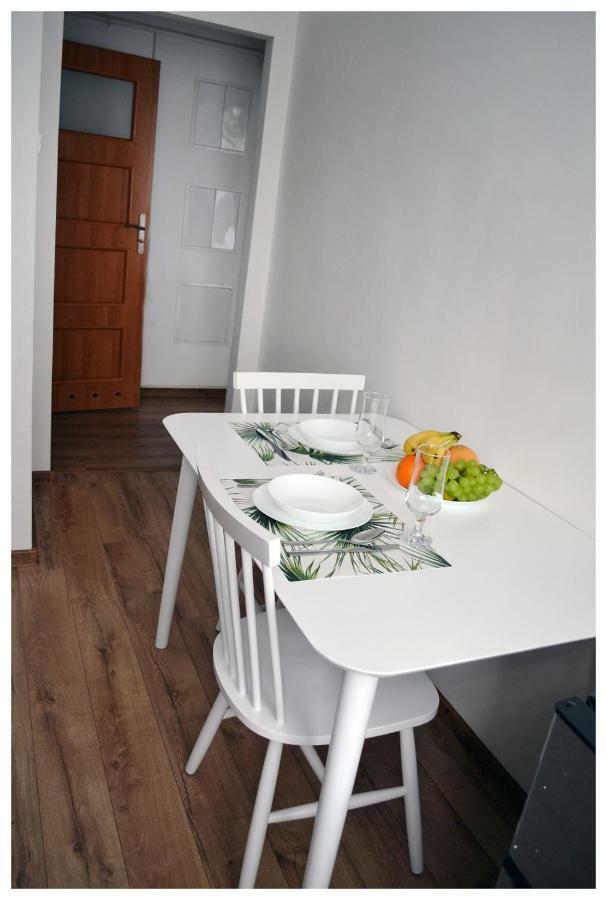 Color24 Apartament Сталёва-Воля Экстерьер фото