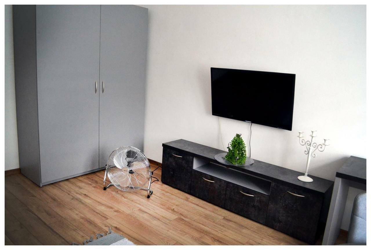 Color24 Apartament Сталёва-Воля Экстерьер фото