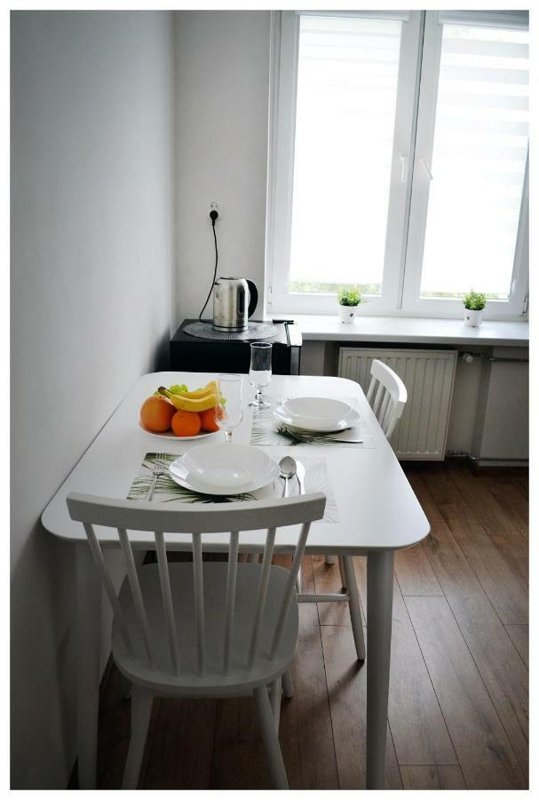 Color24 Apartament Сталёва-Воля Экстерьер фото