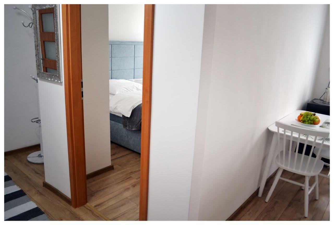 Color24 Apartament Сталёва-Воля Экстерьер фото