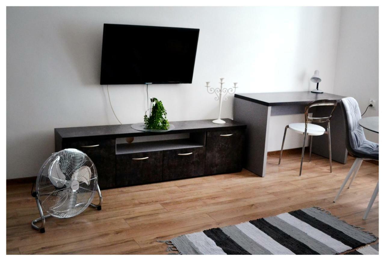 Color24 Apartament Сталёва-Воля Экстерьер фото
